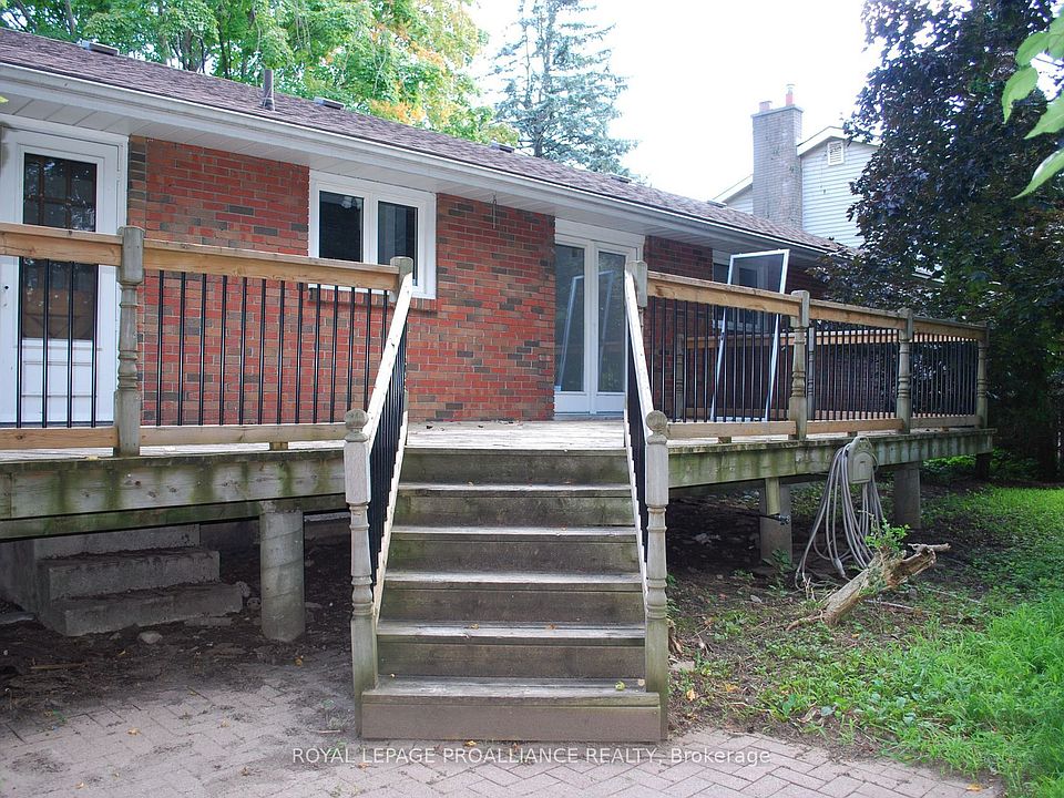 1st image of 40 Rosewood Ave