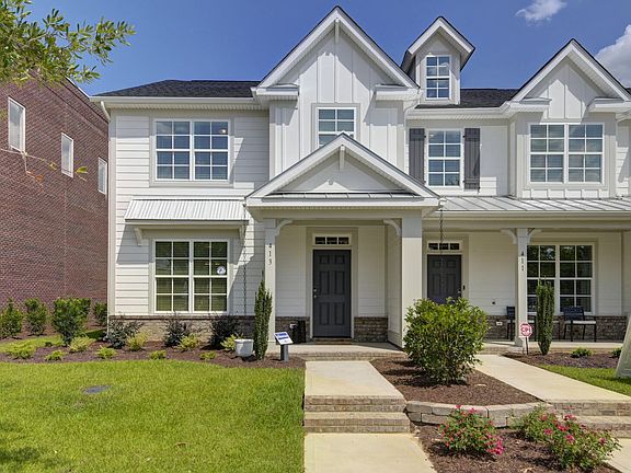 These photos are representative of this floor plan, but all options may not be available in every co