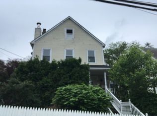 8 Highland Ave, White Plains, NY 10606