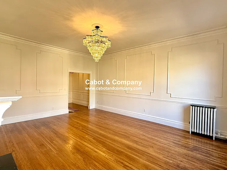 231 Beacon St #3 — Photo 4