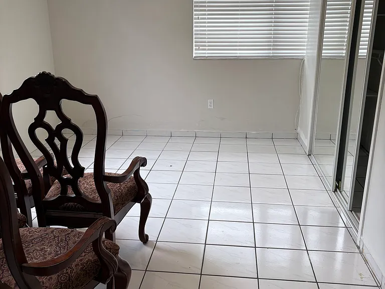 4440 SW 98th Ave #1 — Photo 7