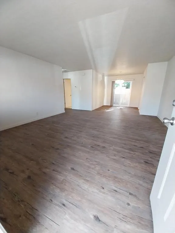 1326 Dowell Road, Unit A — Photo 2