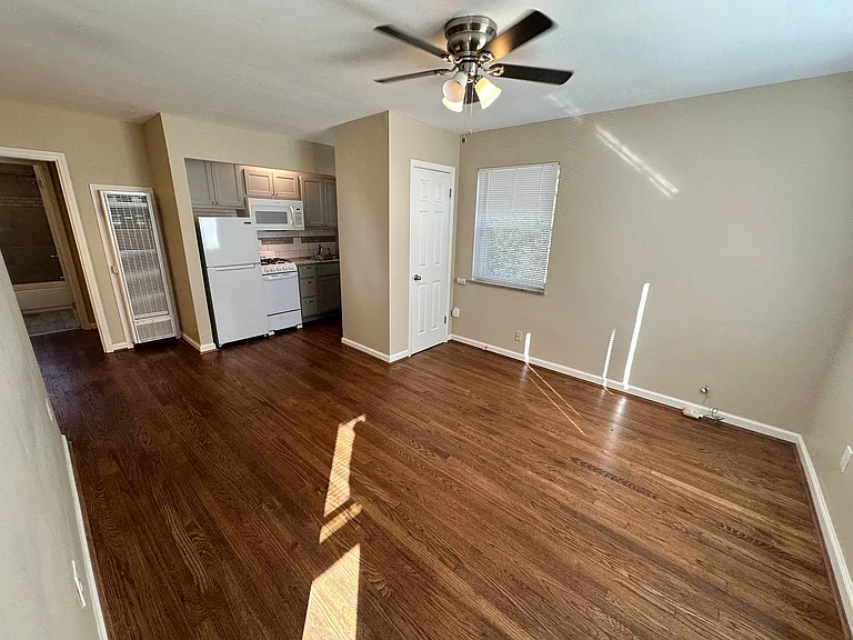 1597 Clio Ave — Photo 3