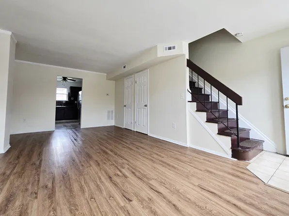 67 Briar Mills Dr, Brick, NJ 08724