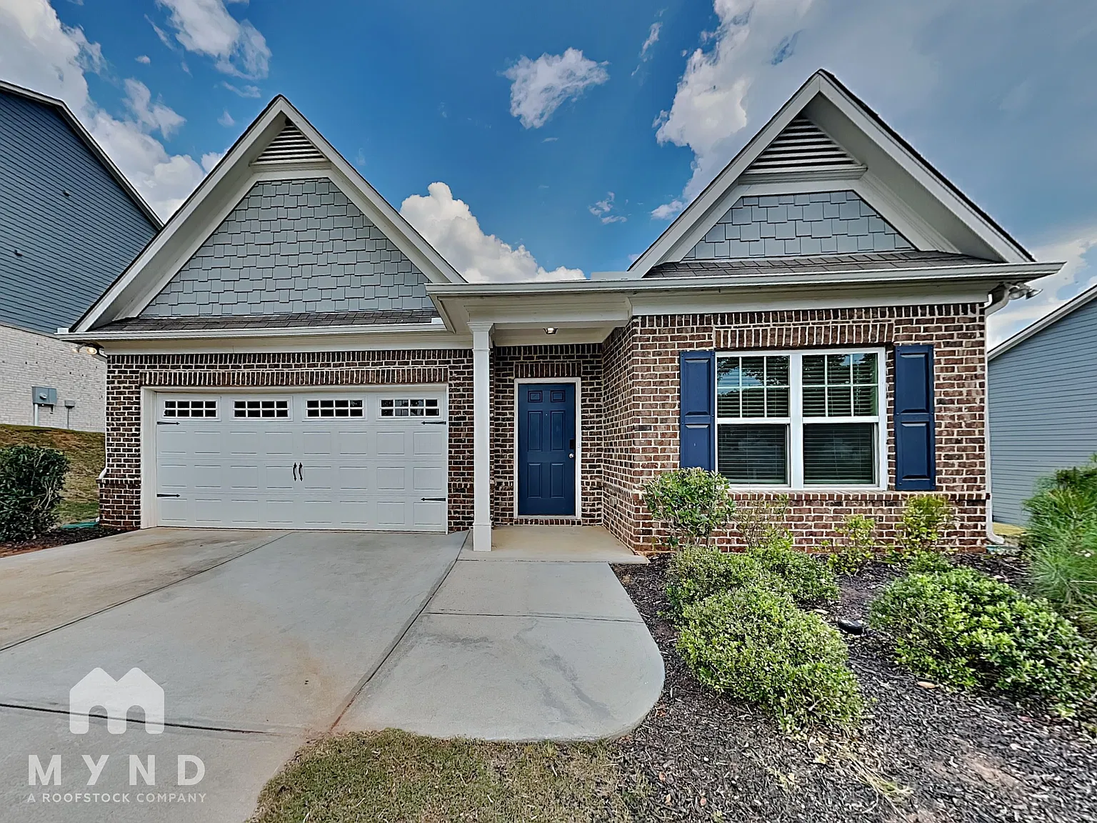 4 bed, 2.0 bath, 2043 sqft, $1,895 — Photo 1