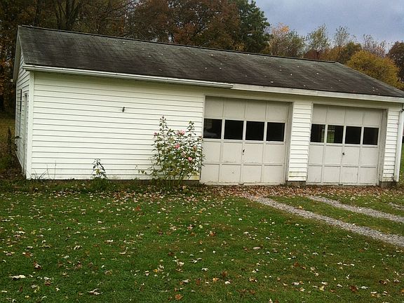 5th image of 4 David Hill Ln