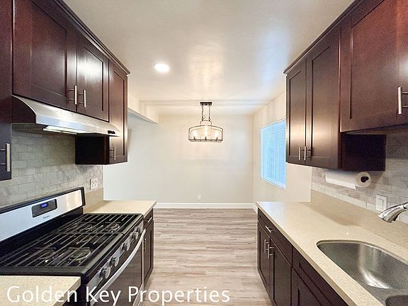 5th image of 225 S Ditmar St APT C