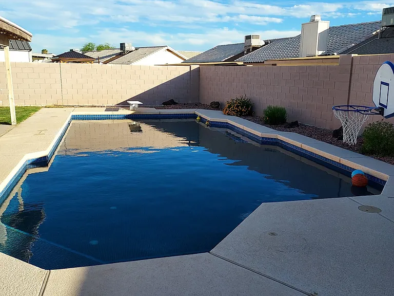 Diving tile pool , pool service included