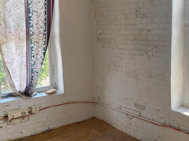 175 Stockholm St #305 — Photo 10