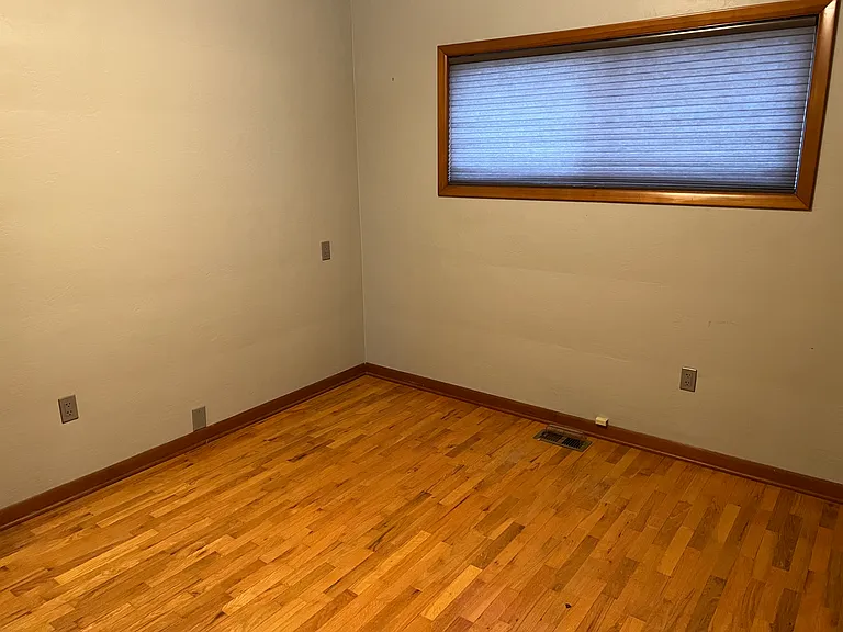 266 NW Douglas St — Photo 25