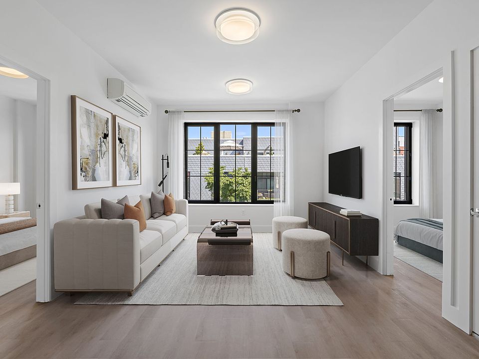 1st image of 5-22 49th Ave #3E