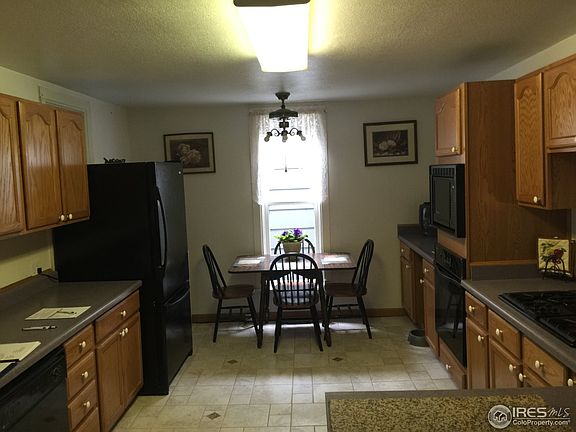 5th image of 446 Adams Ave