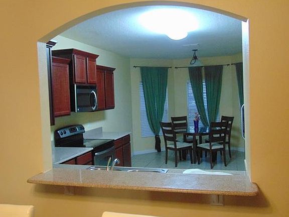 5th image of 3106 Queen Alexandria Dr