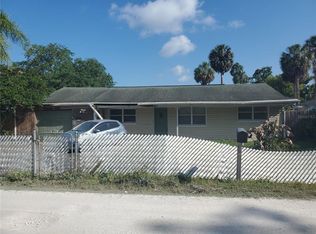 5821 Michigan Ave, New Pt Richey, FL 34652