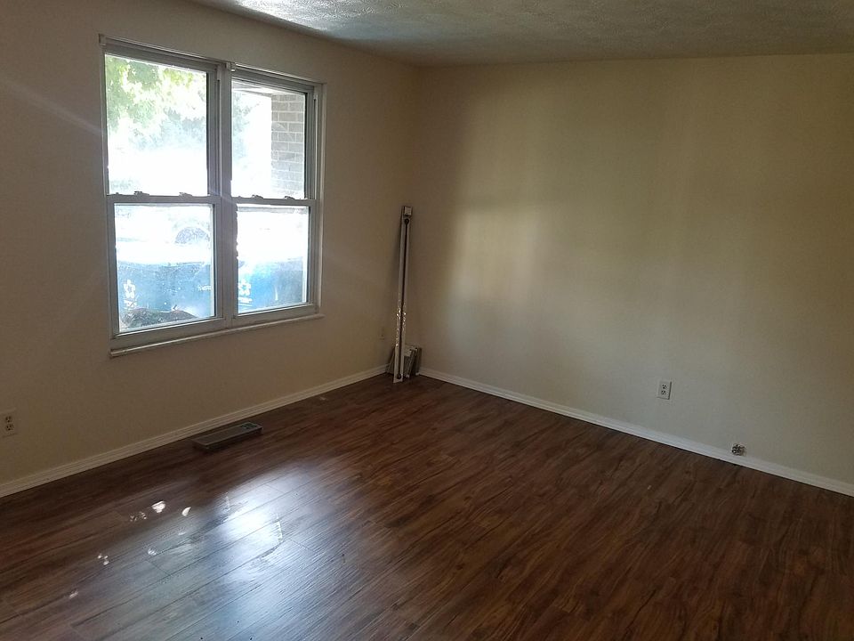 1st image of 4700 Turfwood Ct