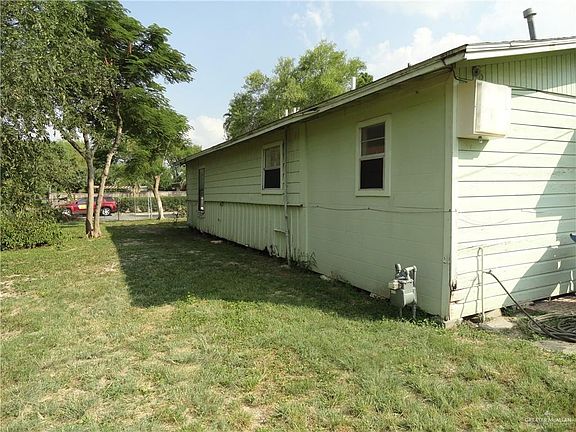 4th image of 2812 S 22nd St