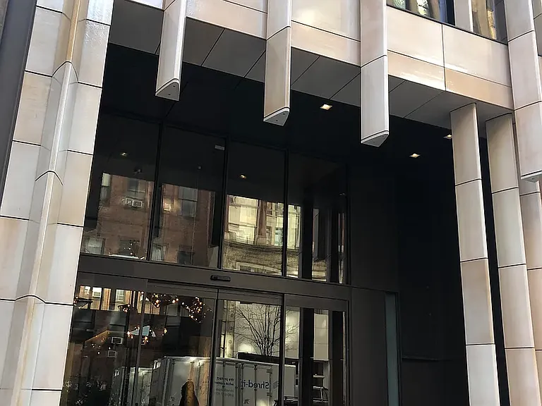 23 E 22nd St #14A — Photo 2