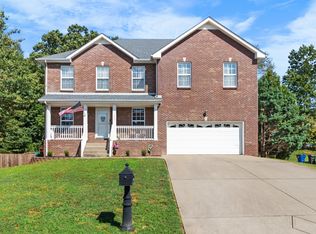 732 Forrest Cove Ct, Clarksville, TN 37040
