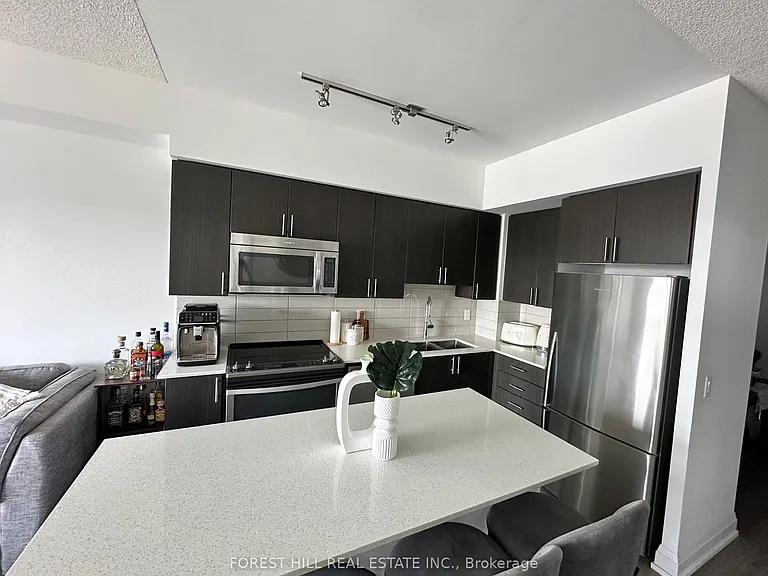 7890 Bathurst St #1706 — Photo 7