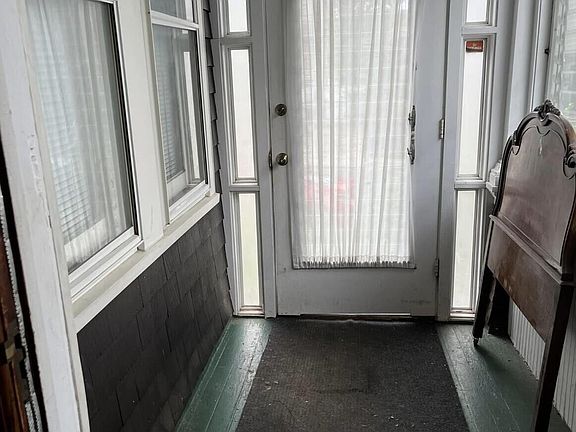 2nd image of 375 Hoyt Ave #First