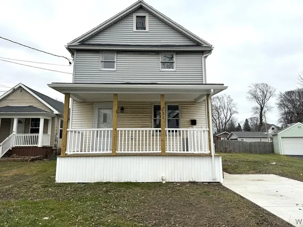 231 70th St, Niagara Falls, NY 14304