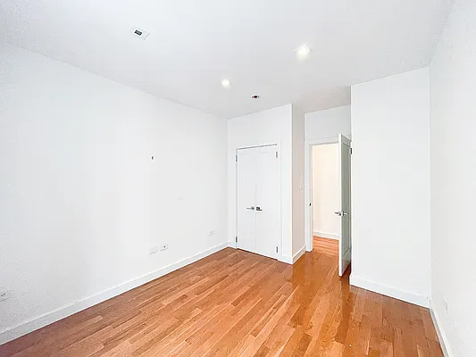 Rented by Corcoran | media 16