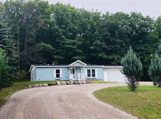 394 Hubbard Lake Rd, Hubbard Lake, MI 49747