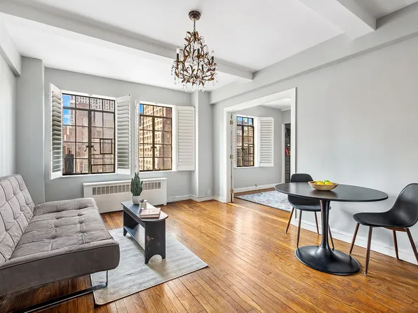 25 Tudor City Pl APT 1419, New York, NY 10017