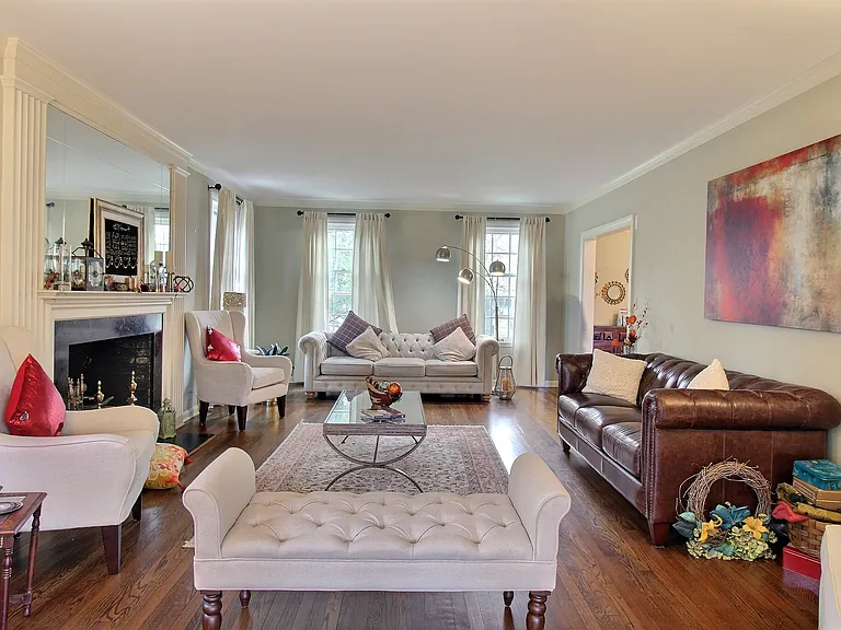 14575 Shaker Blvd — Photo 5