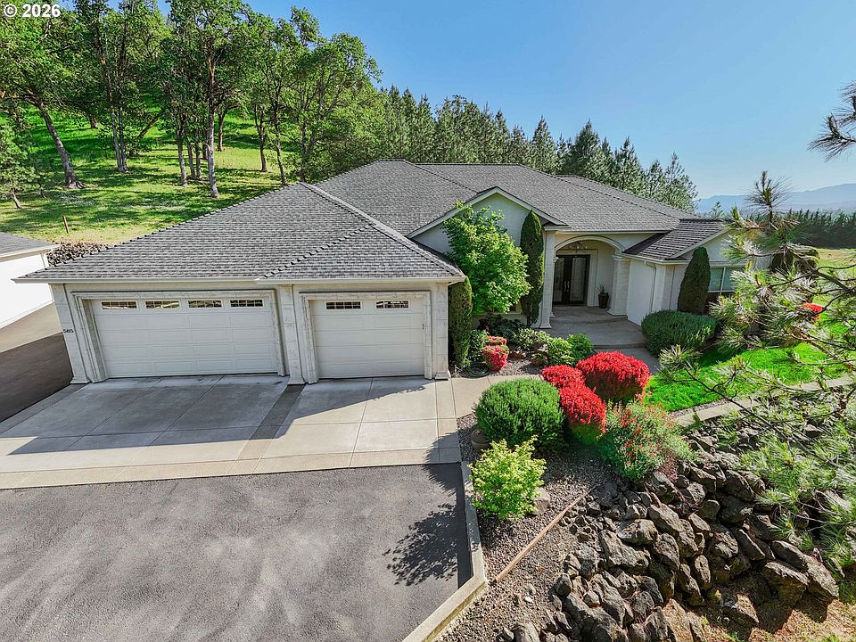 1st image of 585 Pegasus Ln