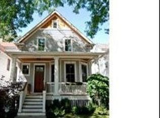 1712 W Carmen Ave, Chicago, IL 60640