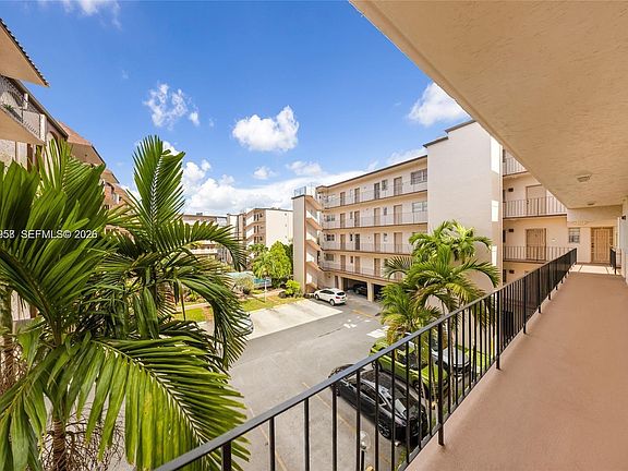 4th image of 1950 W 54th St APT 206