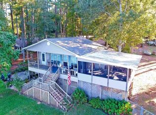 907 Scotts Hideaway Rd, Farmerville, LA 71241