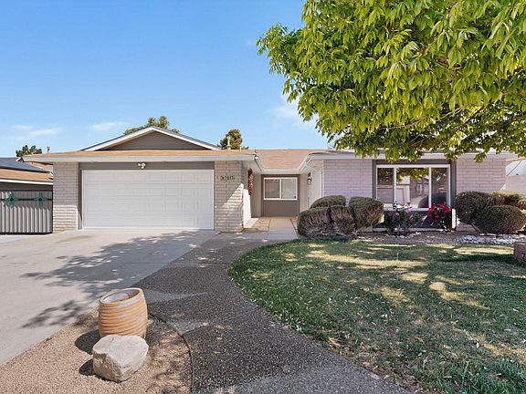 2nd image of 7013 Avenida La Costa NE