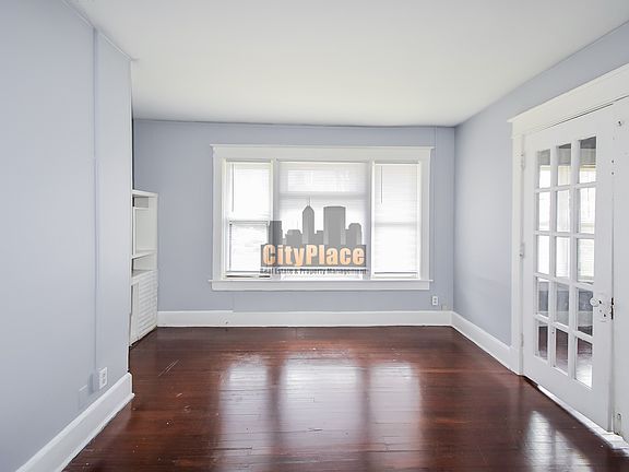 4th image of 560 E 37th St #2
