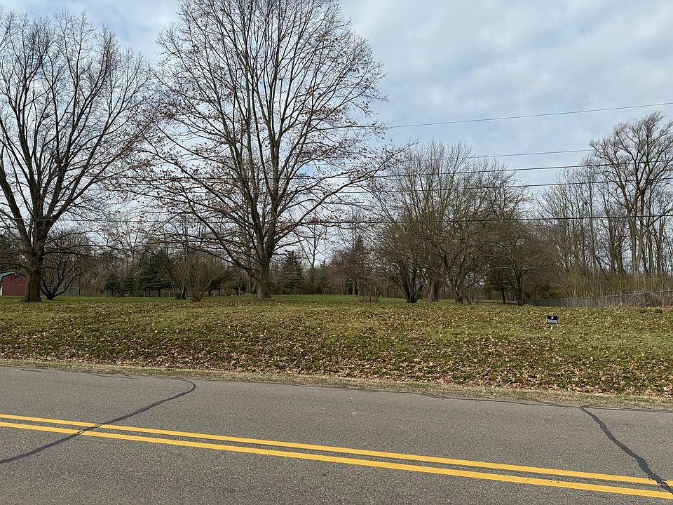 1st image of 129 Schirmer Pkwy