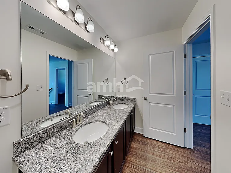 5420 Lake Water Ct — Photo 20