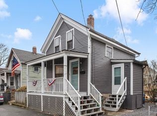 3 Prescott Pl, Newport, RI 02840