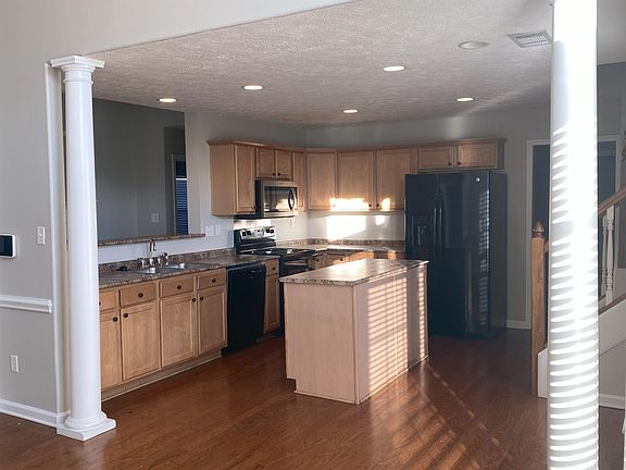 5th image of 9022 River Pine Dr