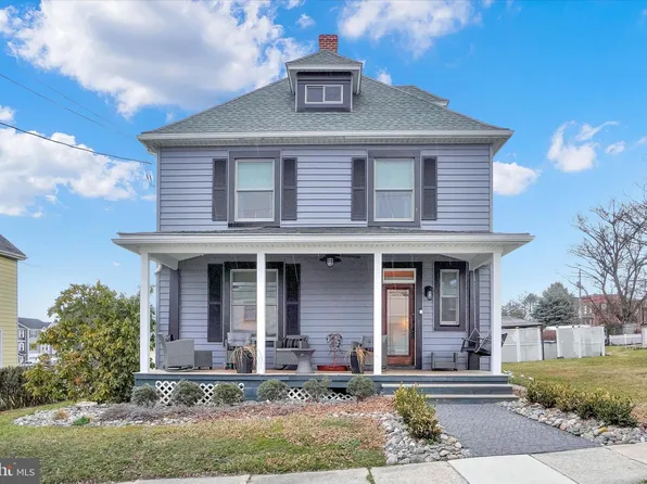 31 E Franklin St, New Freedom, PA 17349