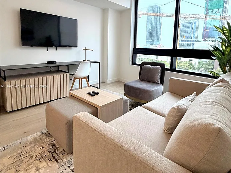 225 N Miami Ave #1107 — Photo 8