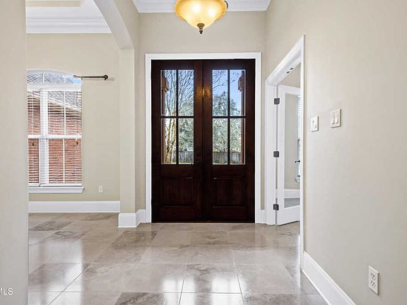4th image of 2103 Whitney Oaks Dr