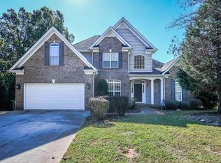 7098 Kidwelly Ln, Matthews, NC 28104
