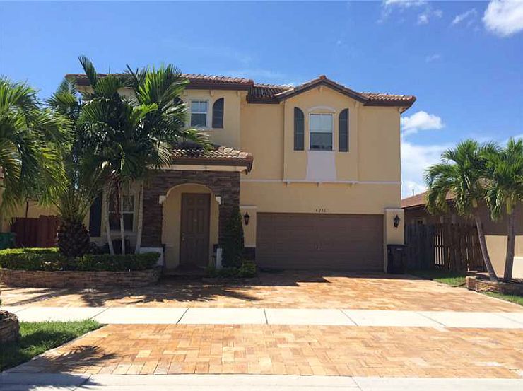 1st image of 8226 NW 116th Ave