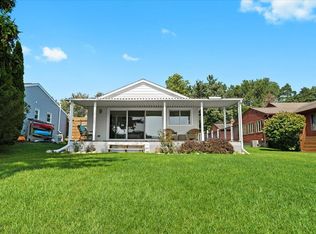 709 Byram Lake Dr, Howell, MI 48451