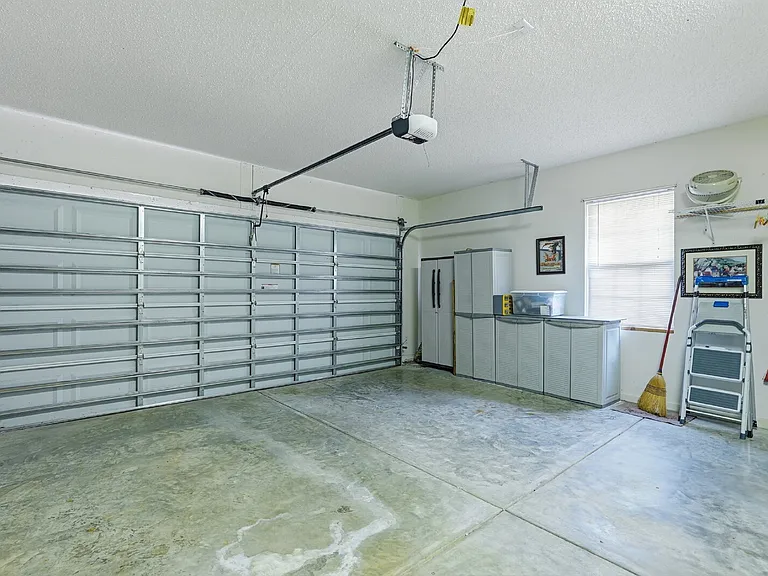 149 Lazy Daisy Dr — Photo 27