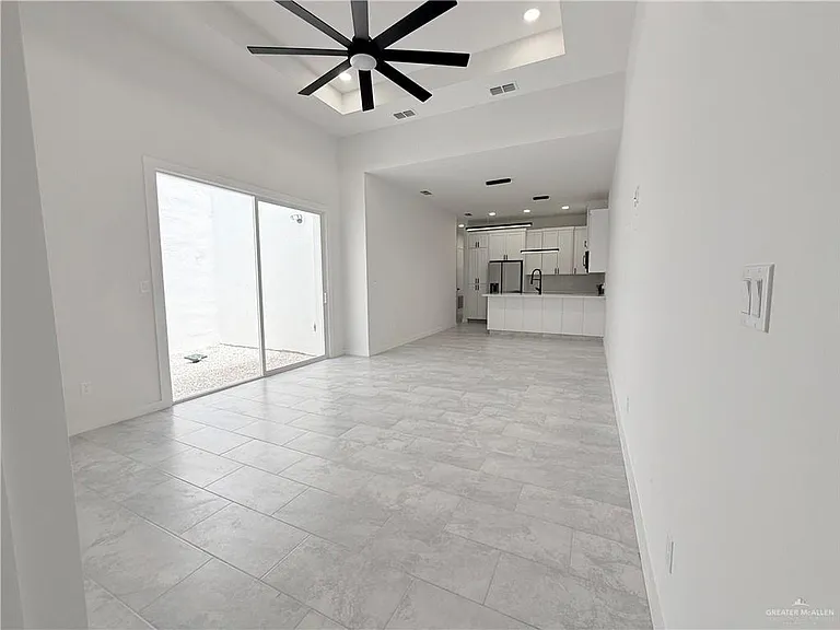 436 Quail Ave — Photo 2