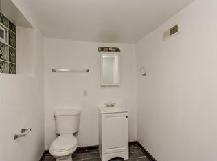 7146 S Champlain Ave #1, Chicago, IL 60619