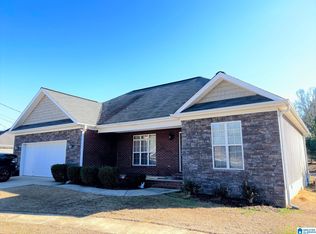 105 Center Ln, Oxford, AL 36203
