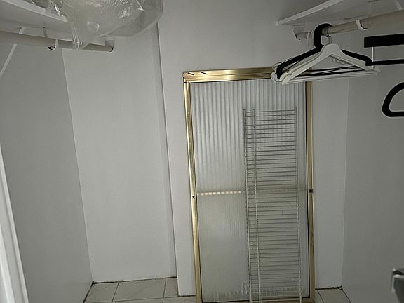 4th image of 2801 NE 183rd St APT 1805